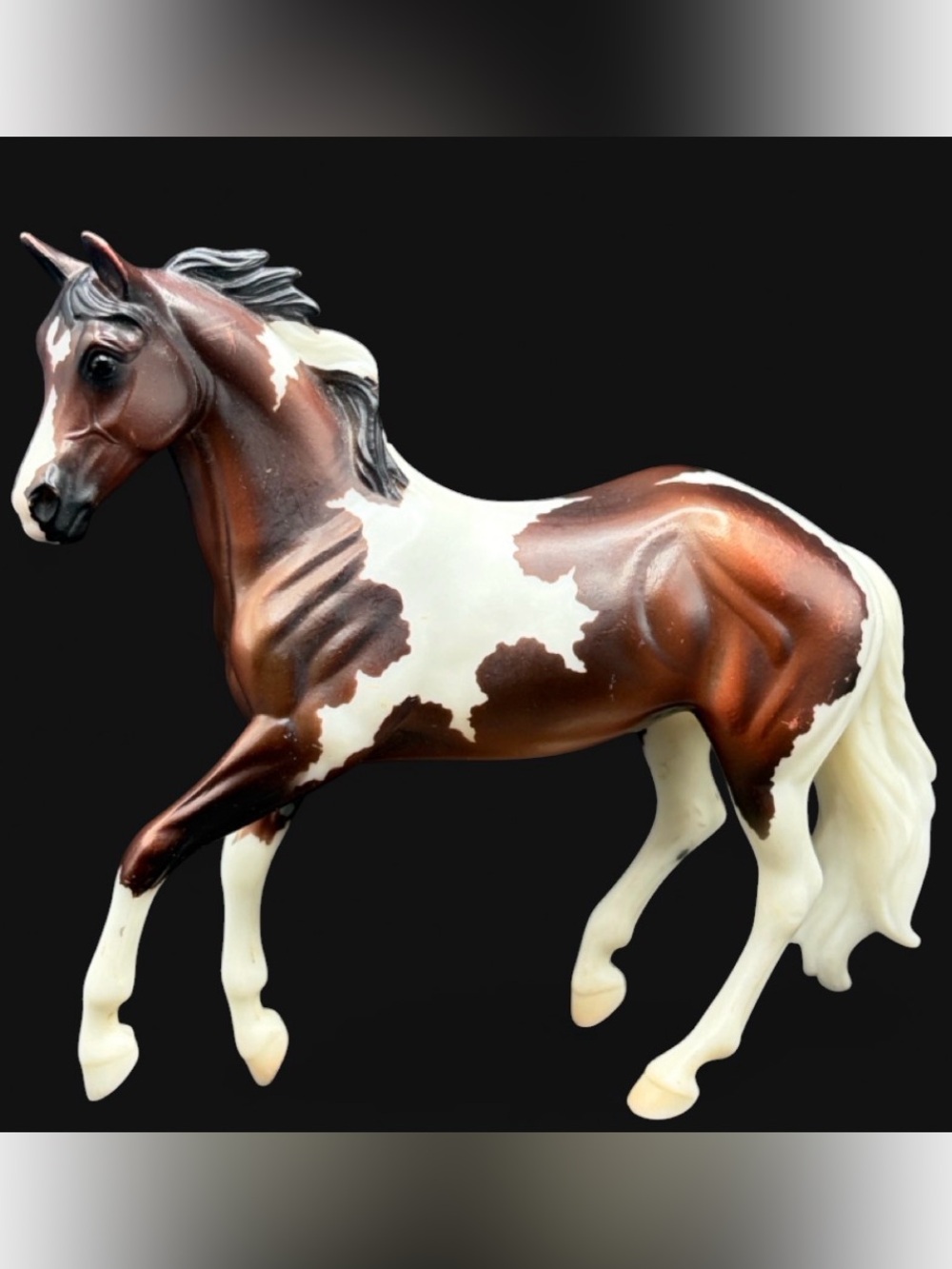 Breyer Harper 2016 Horse of the Year Pinto Mare Model Toy Equestrian Farmhouse